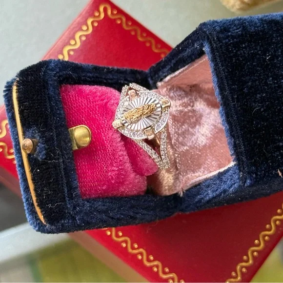 Fantalia Virgin Mary Guadelope gold and silver sterling silver ring - Picture 9 of 9